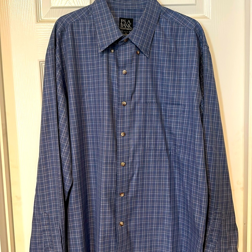 Men’s blue plaid Jos. A Bank button down long sleeve shirt, XL tailored fit